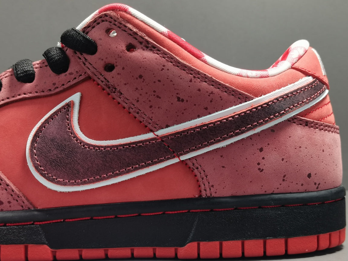 Nike SB Dunk Low "Red"