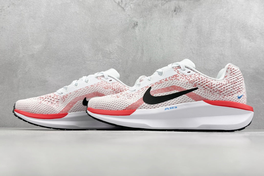 Nike Air Zoom Winflo 11.- blancas y rojas