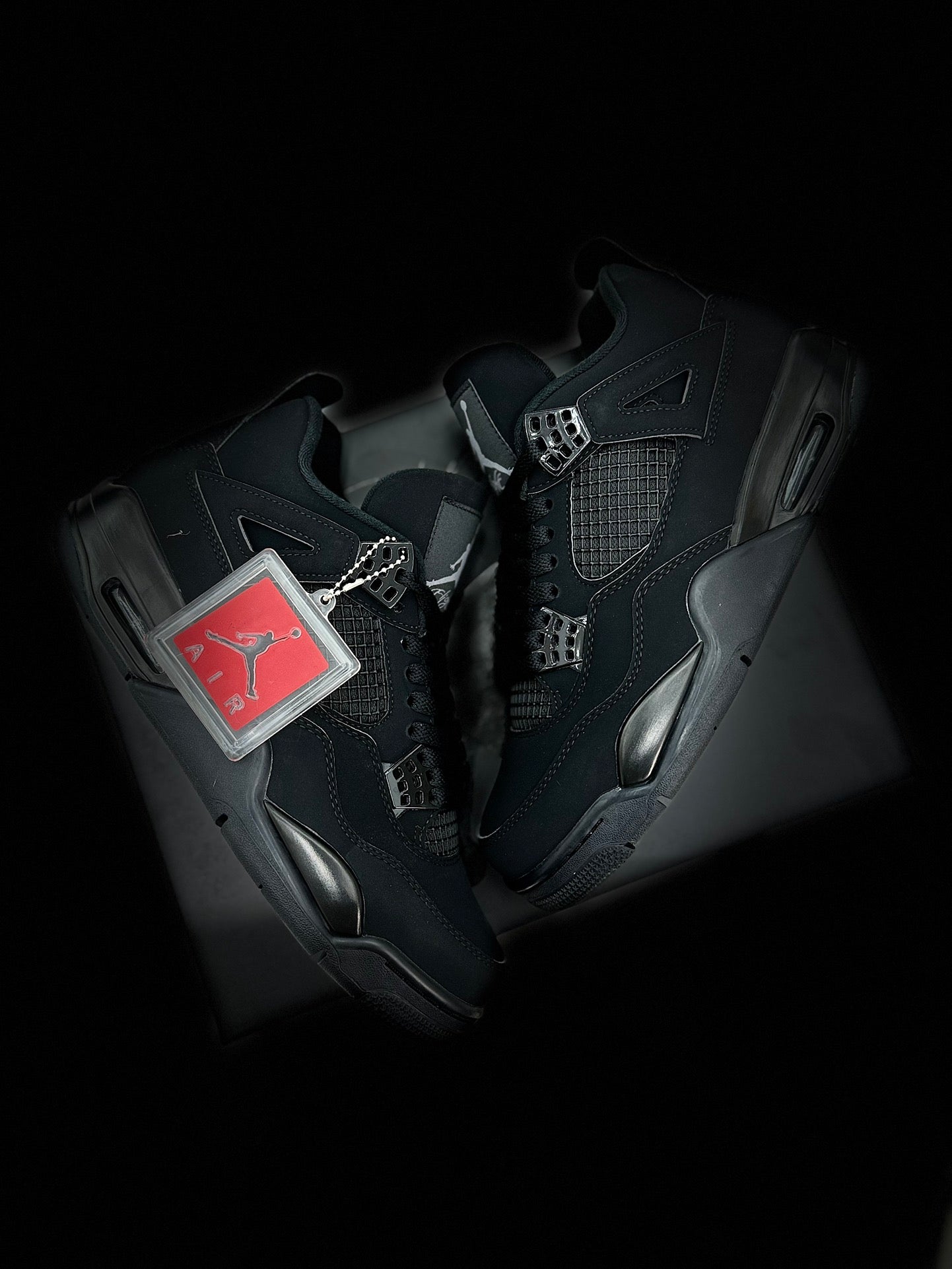 Air Jordan 4 Retro "Black Cat"