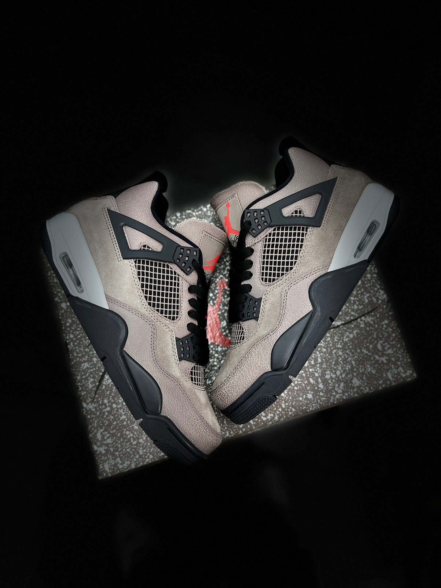 Air Jordan 4 Retro "Taupe Haze"