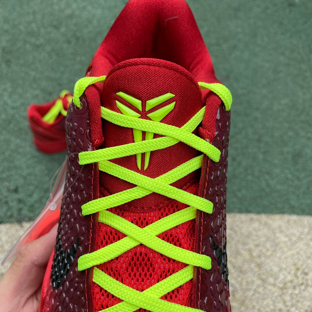 Nike Zoom Kobe 6 Protro "Reverse Grinch".- rojas con degradado