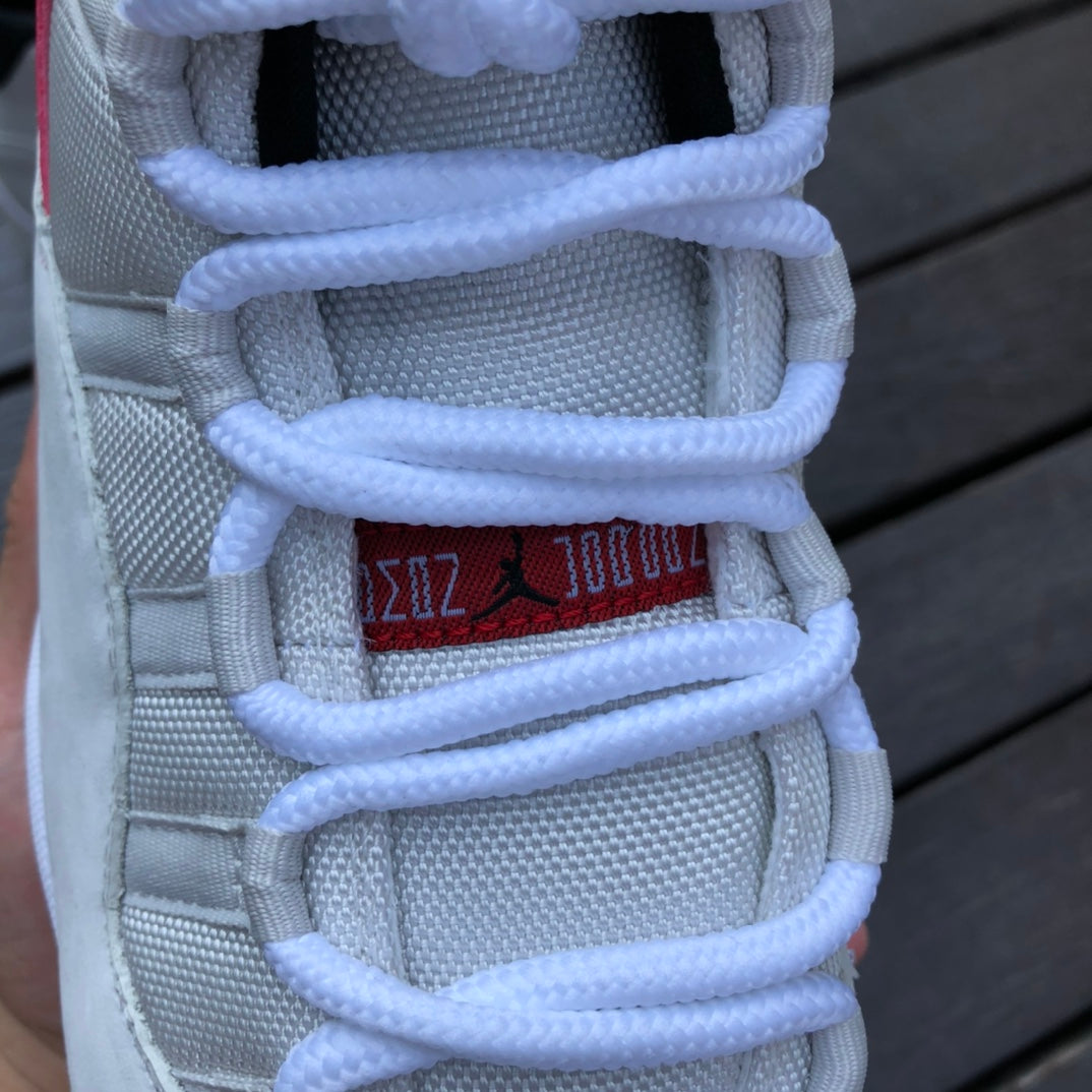 Air Jordan 11 Platinum Tint "Bugs Bunny"