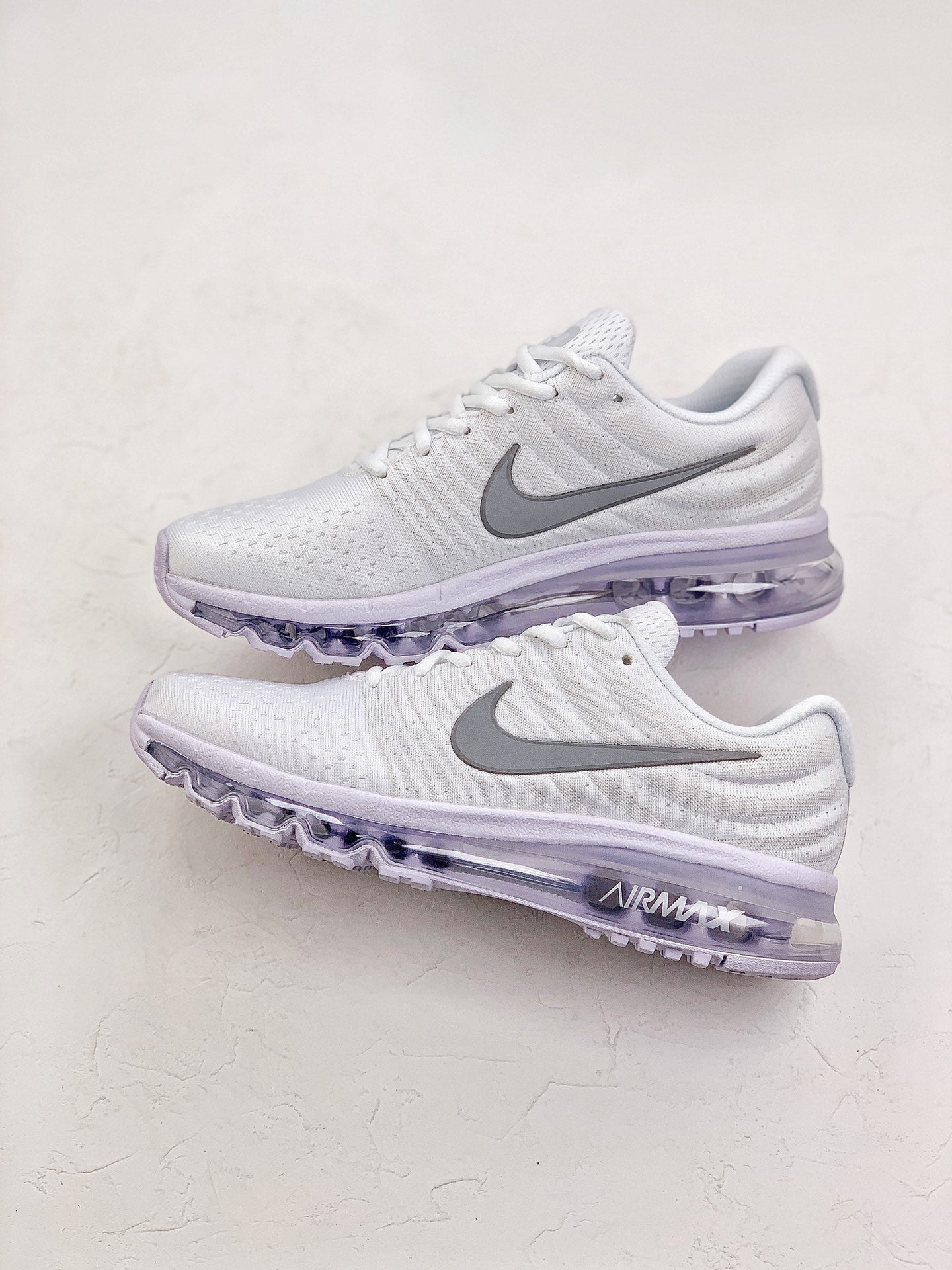 NIKE AIR MAX 2017.- blancas