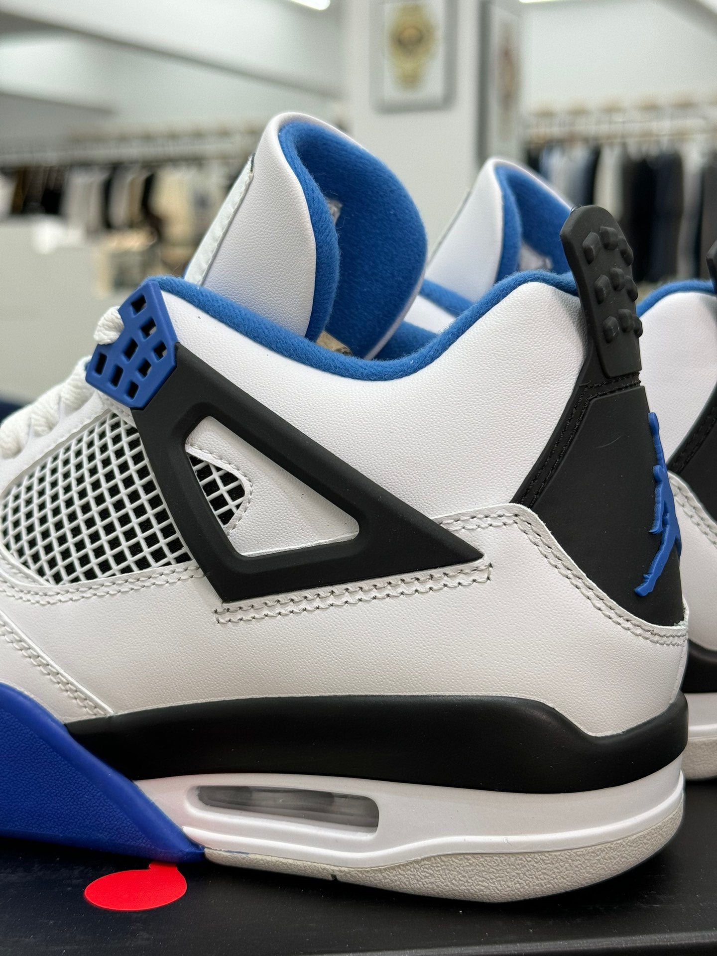 Air Jordan 4 Retro "White and Blue"