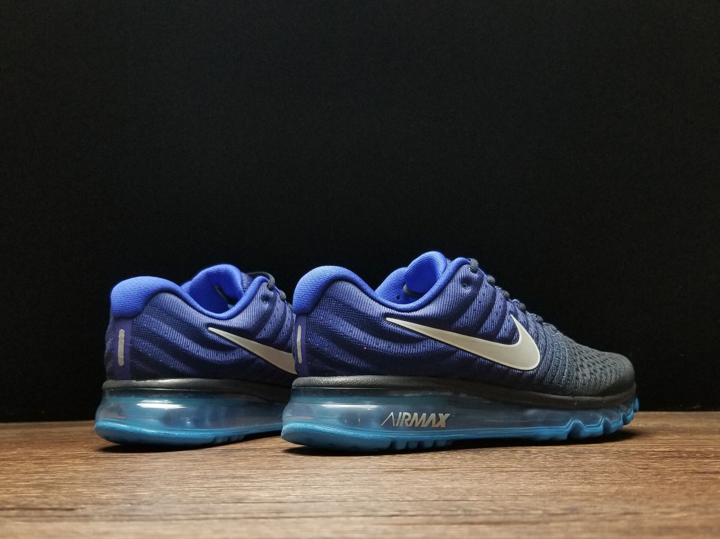 Nike air max 2017.- azules y negras