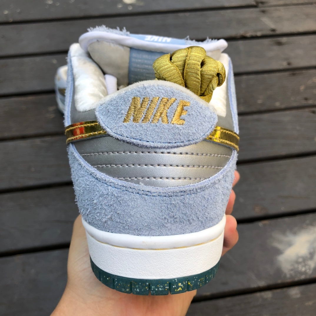 Nike SB Dunk "Frozen"