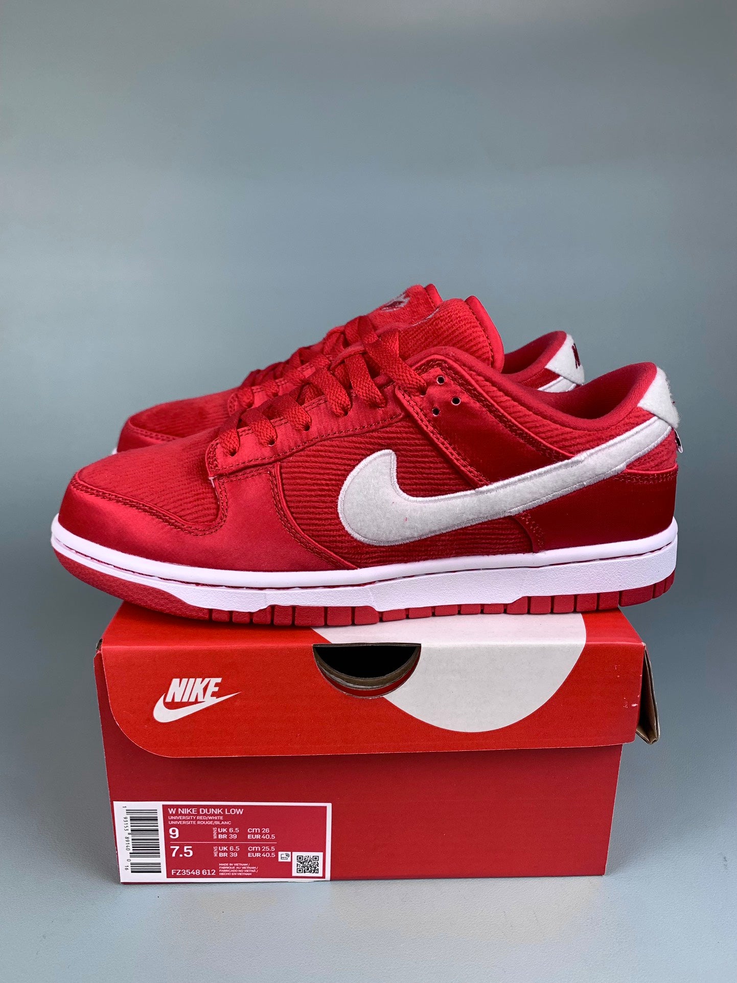 Nike SB Dunk.- “Valentine’s Day”