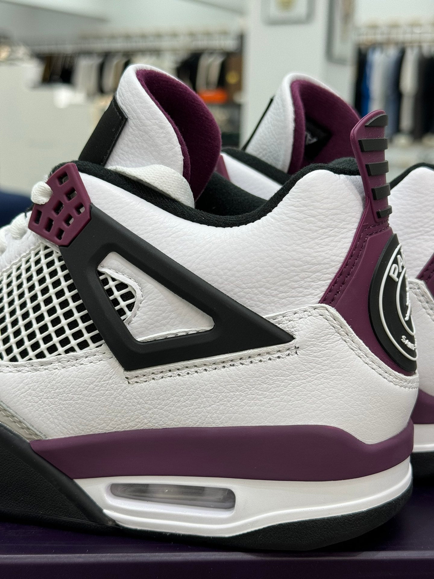 Air Jordan 4 Retro PSG AJ4: Exclusiva Edición Limitada