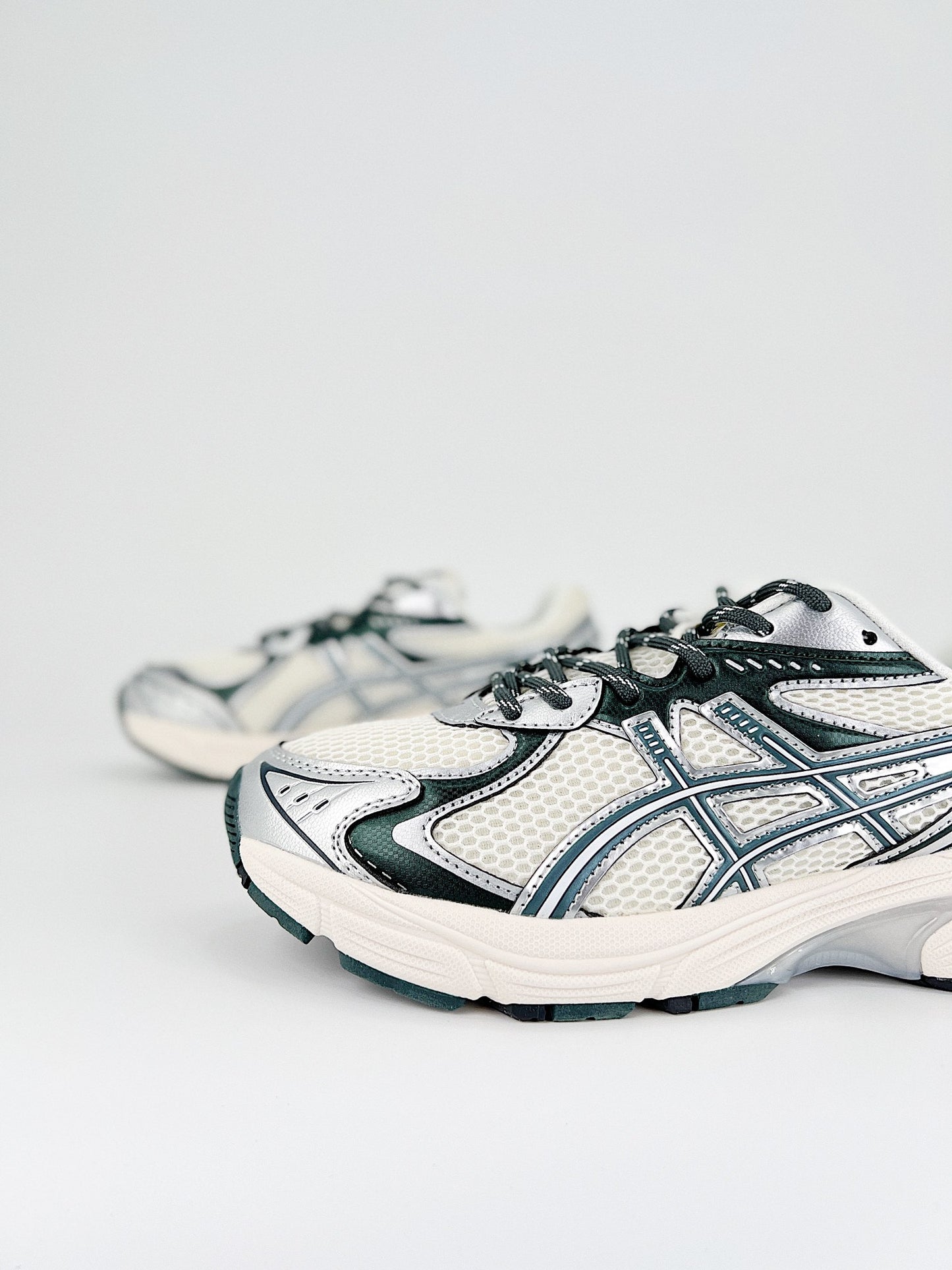 Asics GT-2160.- blancas y verdes