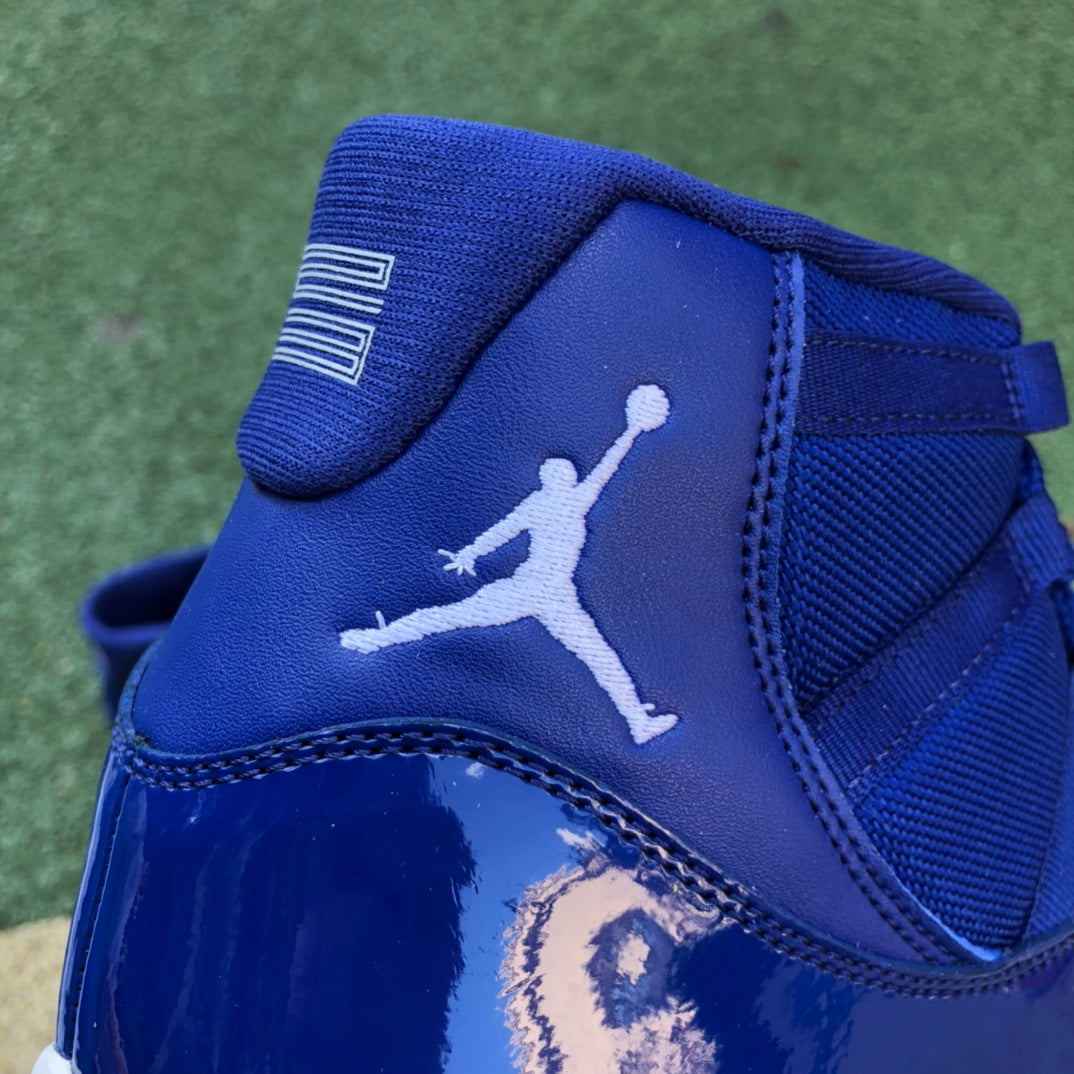 Air Jordan 11 Azul Medianoche