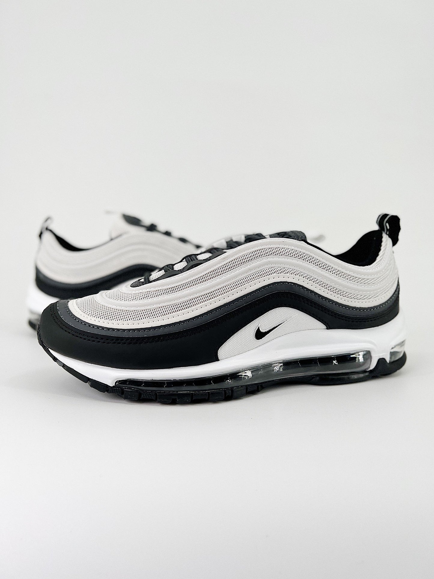 Nike air max 97.- blancas y negras