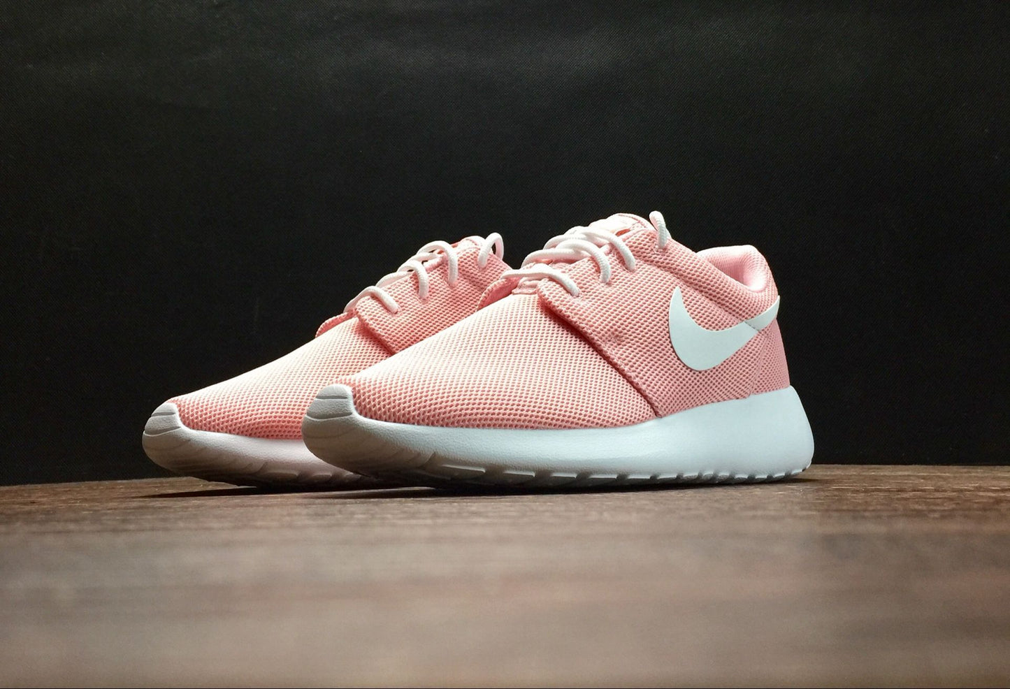 Nike Roshe Run One.- rosas