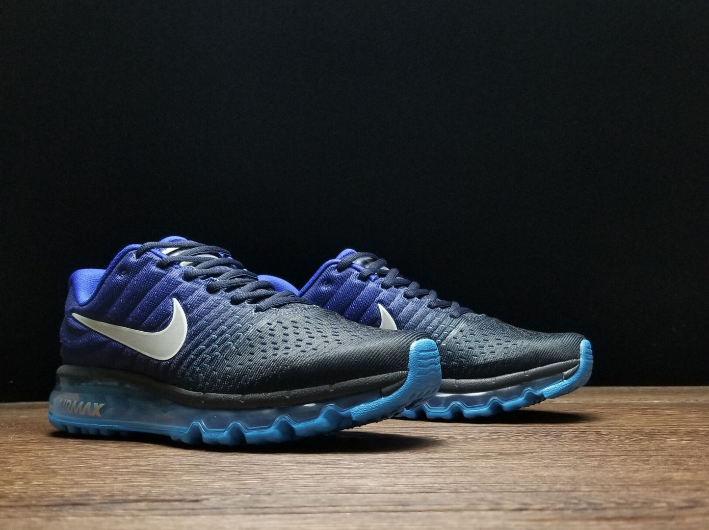 Nike air max 2017.- azules y negras