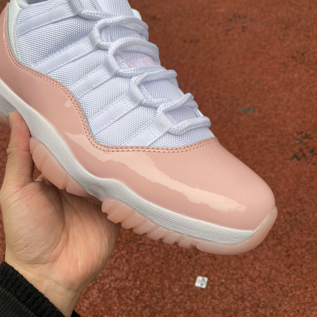 Air Jordan 11 Low Mujer “Rosa Leyenda”