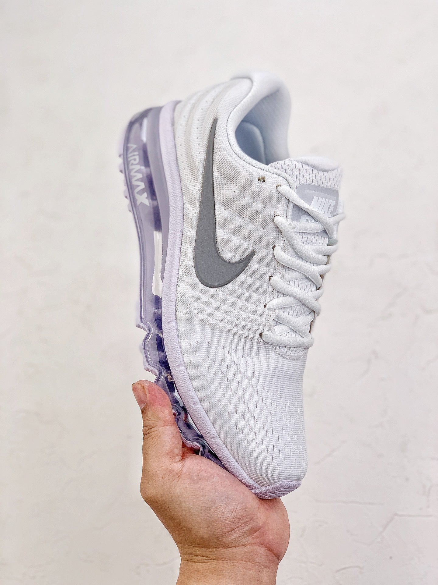 NIKE AIR MAX 2017.- blancas