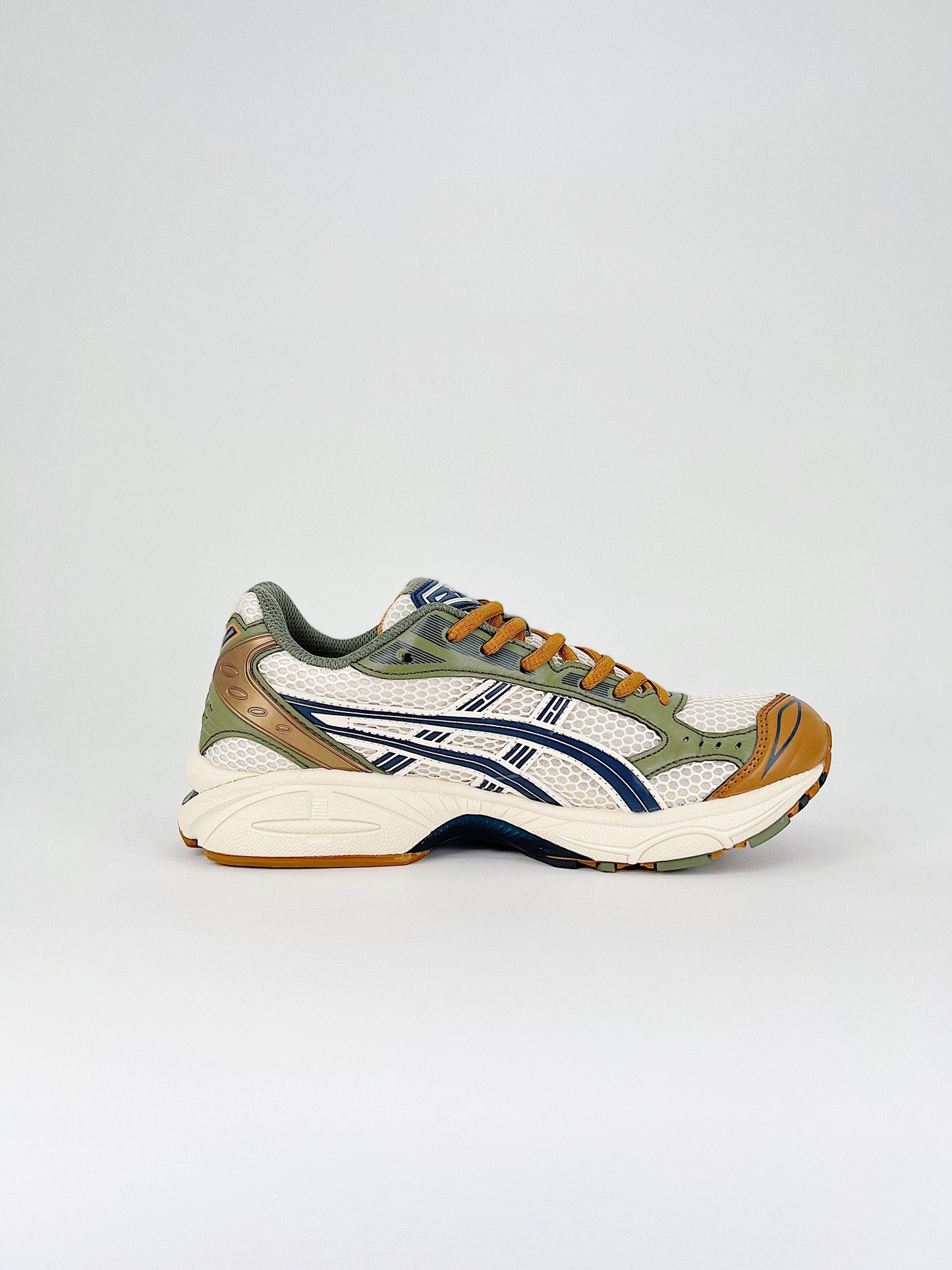 ASICS GEL-KAYANO 14 marrones y verdes