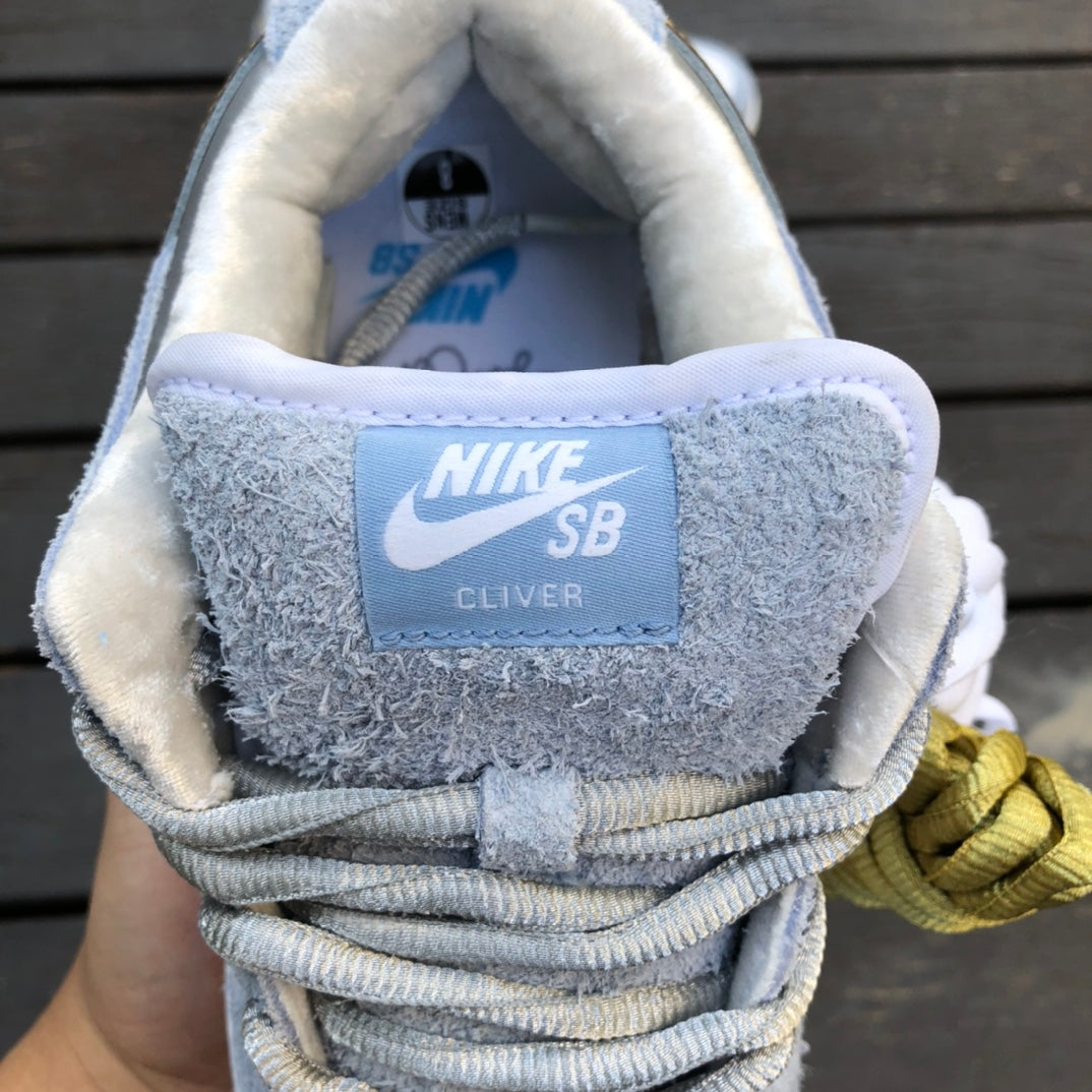 Nike SB Dunk "Frozen"