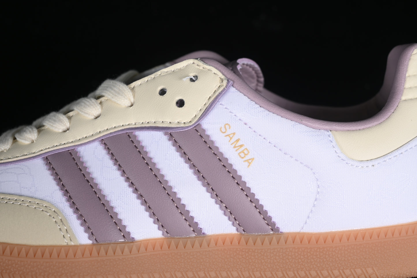 Adidas samba.- blancas, marrones y beige